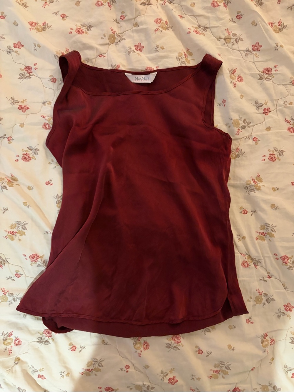 MaxMara Silk Sleeveless Camisole in Burgundy